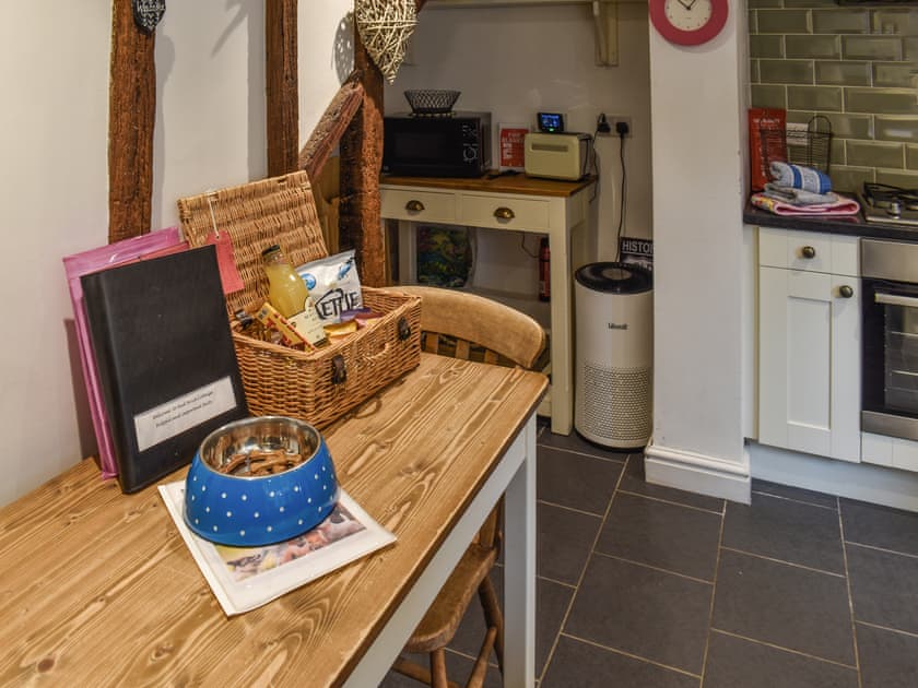 Dining Area | Lavenham Red Brick Cottage, Lavenham