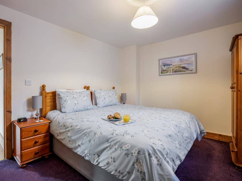 Twin bedroom or zip and link super king bed  | Robins Nest - Holly Hedge Farm, Holly Hedge Farm