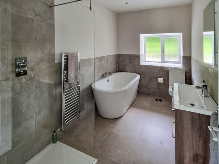 Bathroom | Lady Farm, Girvan