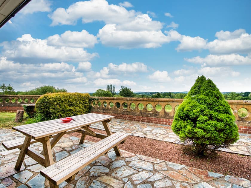 Outdoor | Paradise View - Gables Getaways, Beaworthy