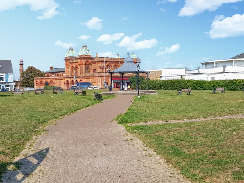 Surrounding area | Sea Breeze, Gorleston