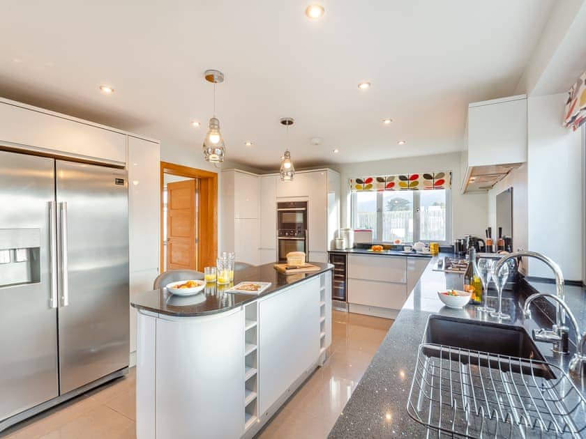 Kitchen/diner | Hafod Y Morfa - Salop Caravans, Harlech