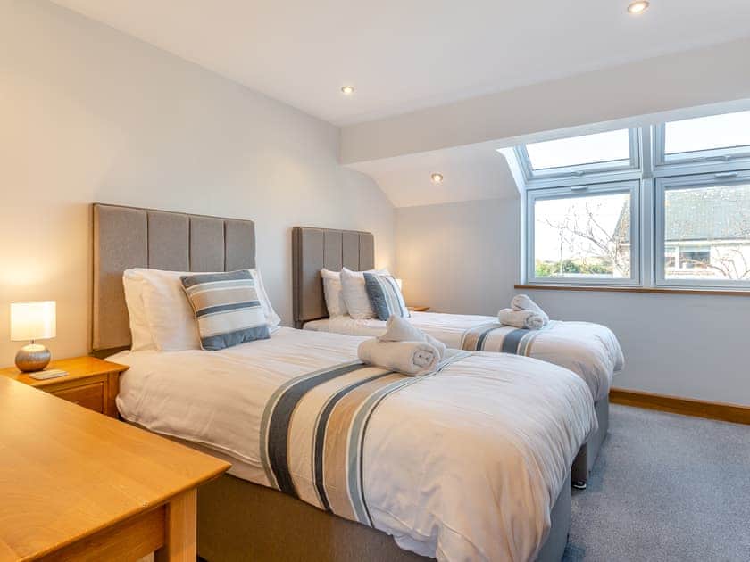 Twin bedroom | Hafod Y Morfa - Salop Caravans, Harlech