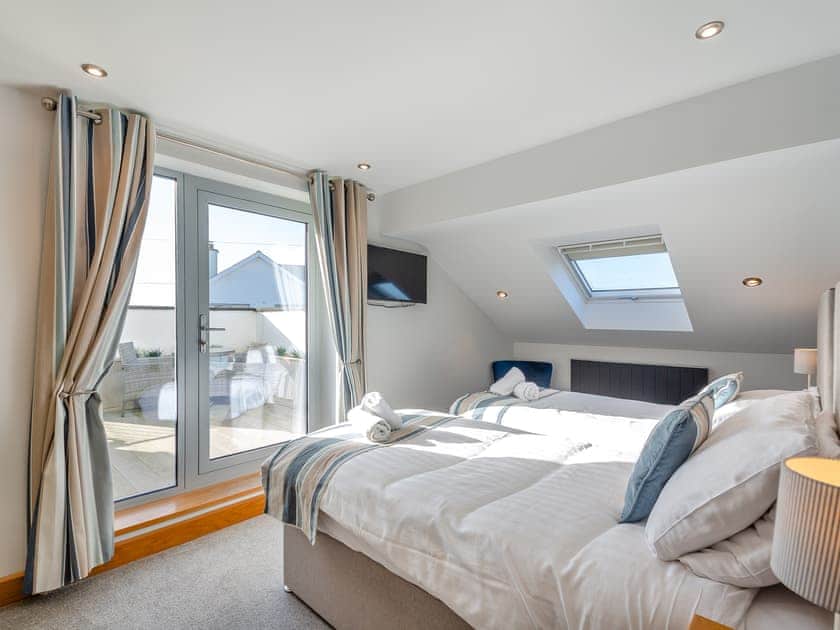 Twin bedroom | Hafod Y Morfa - Salop Caravans, Harlech