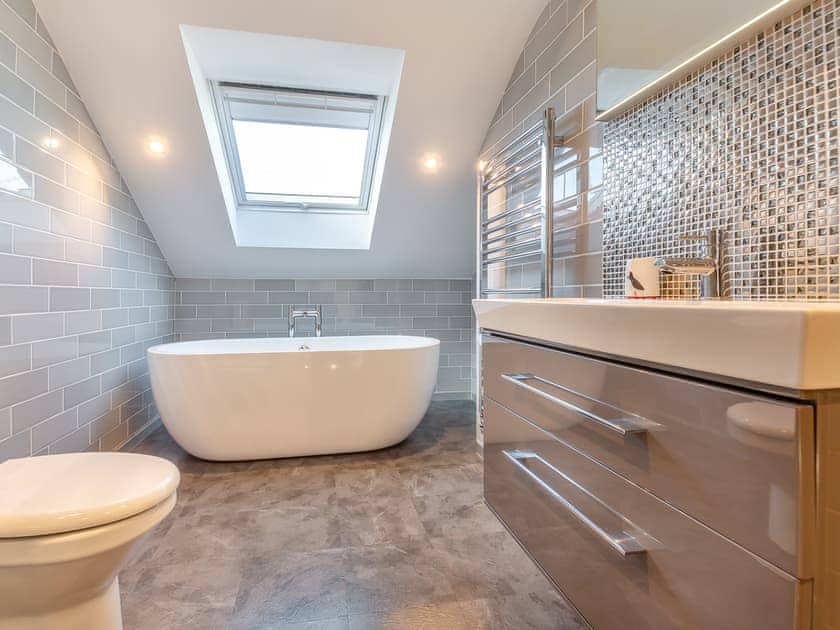 Bathroom | Hafod Y Morfa - Salop Caravans, Harlech