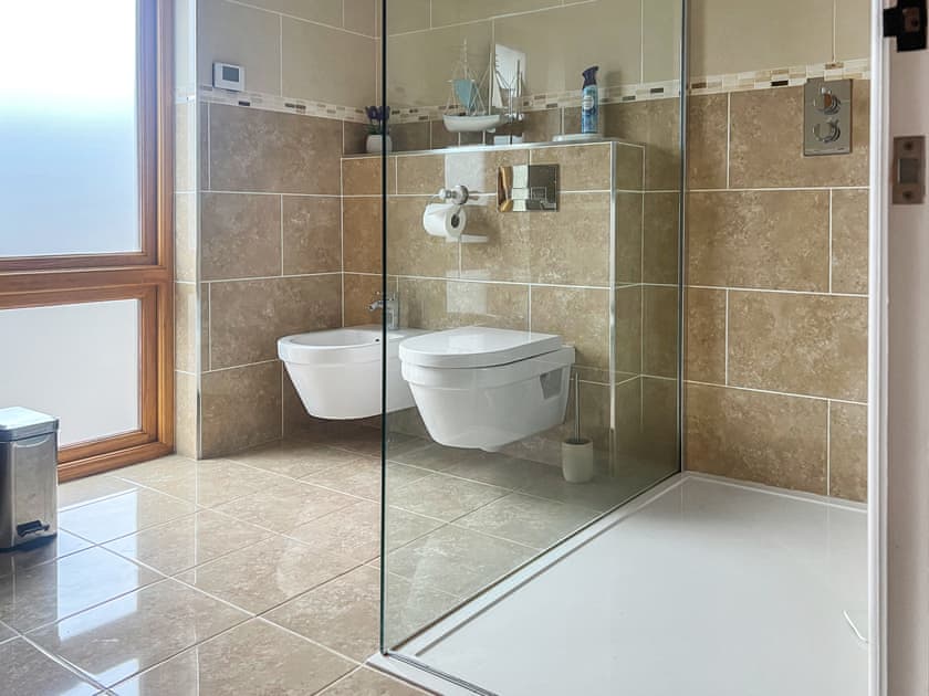 Bathroom | Old Cow Shed, Chepstow