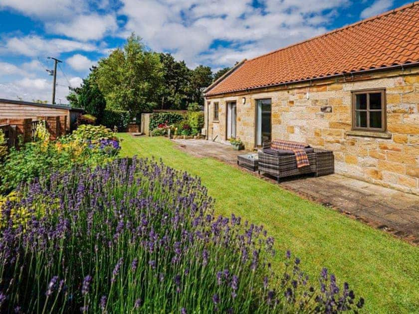 Exterior | Barn Owl Cottage - Low Moor Holiday Cottages, Scalby, near Scarborough