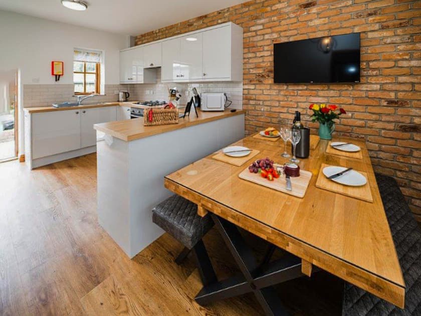 Dining Area | Barn Owl Cottage - Low Moor Holiday Cottages, Scalby, near Scarborough