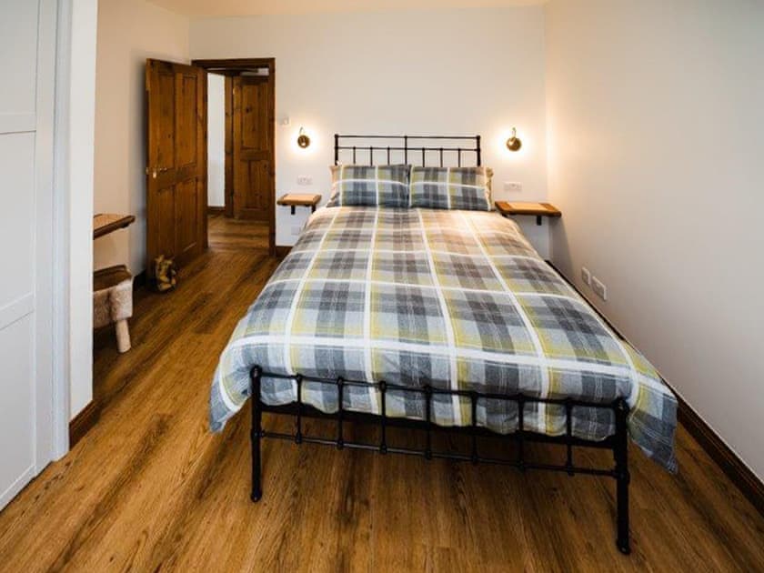Double bedroom | Barn Owl Cottage - Low Moor Holiday Cottages, Scalby, near Scarborough