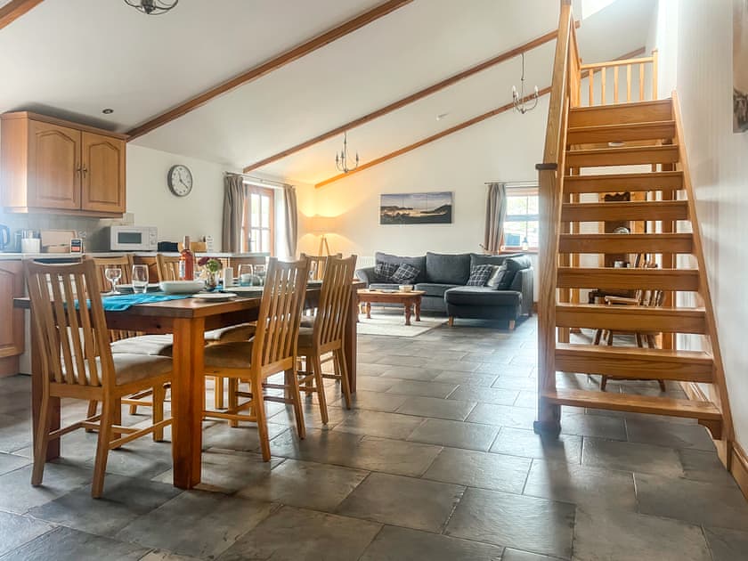 Dining Area | Jones’ Granary - Jones’ Cottages, Gower