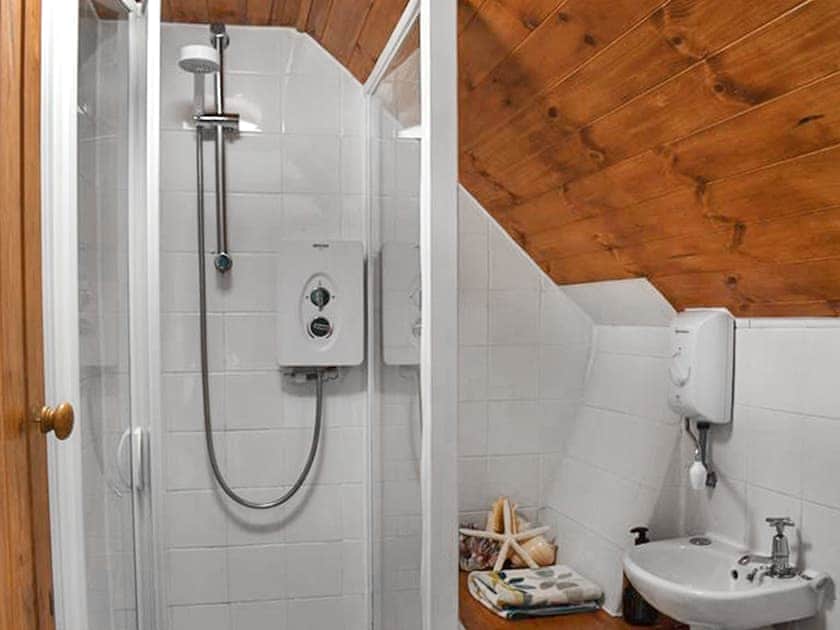 Bathroom | The Captain’s View, Whitby