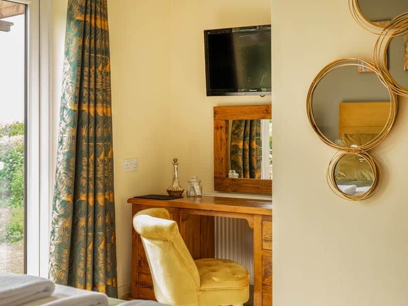 Double bedroom | The Poplars, Long Riston, near Beverley