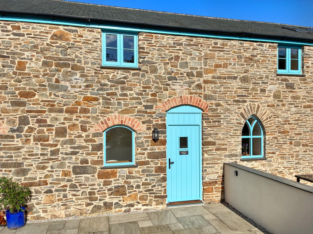 Bumblebee Cottage