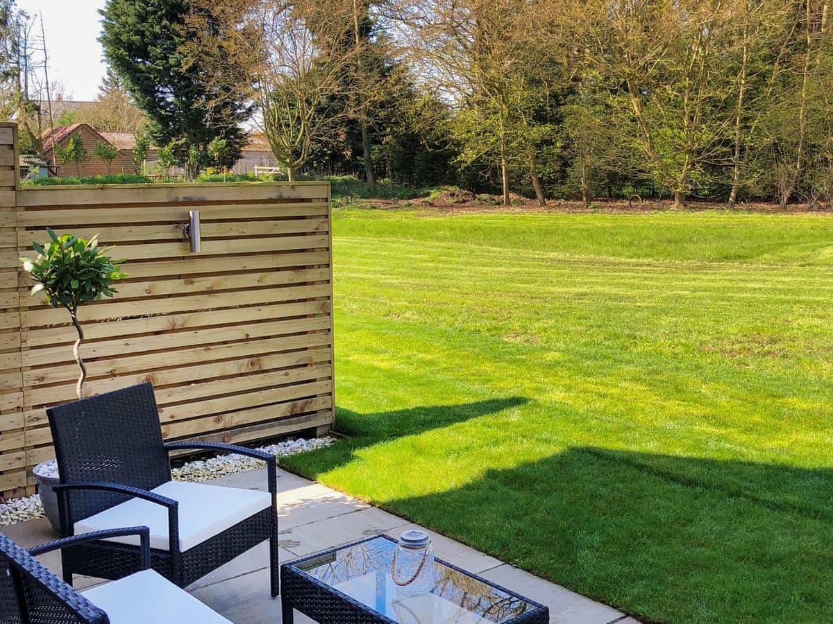 Everglades Caravan Park and Lodges - Fishermans Den - Holiday lodge in East Anglia - Image 2