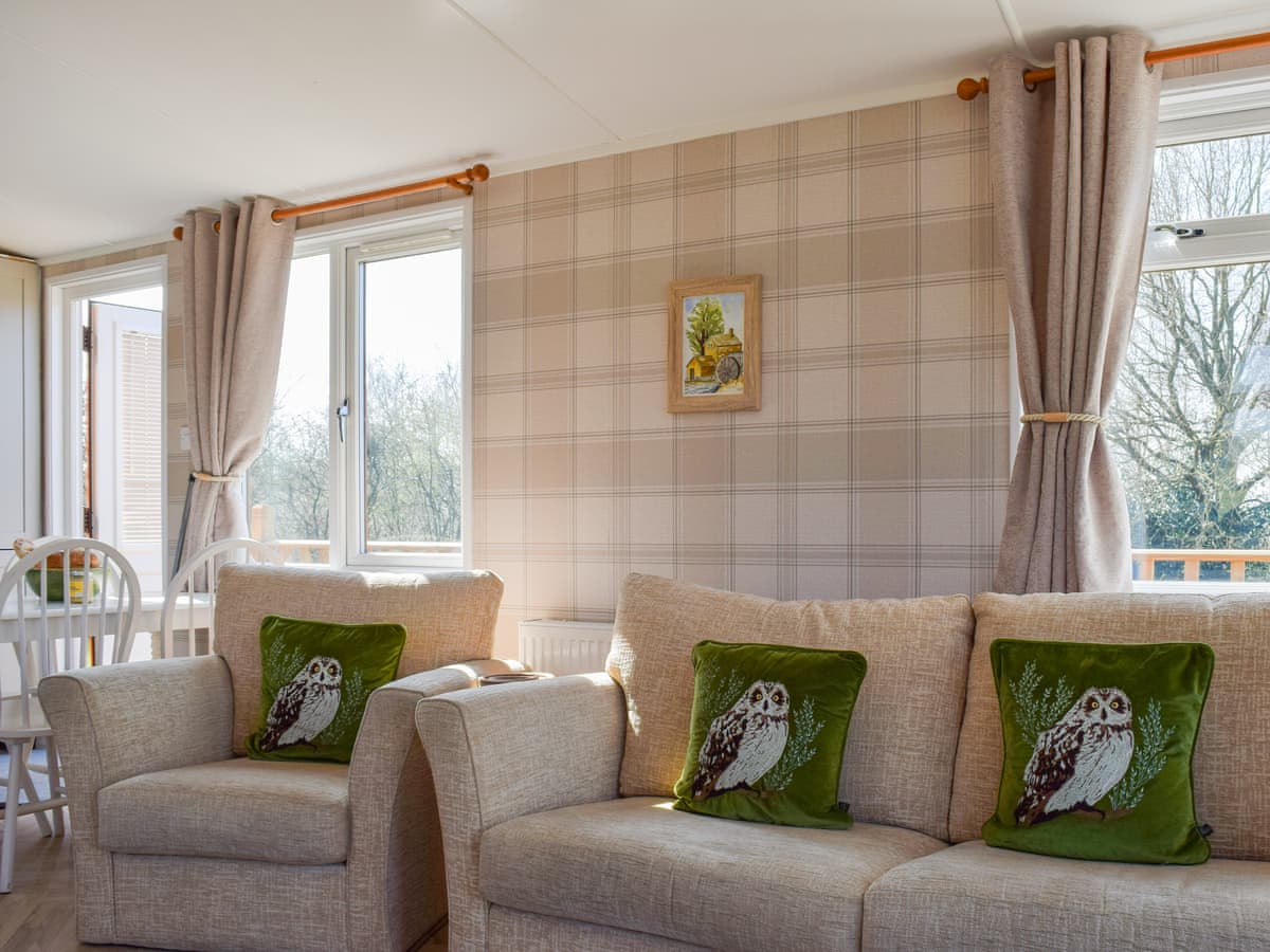 Millstone Meadow - Owl Lodge - Holiday lodge in Central England - Image 3