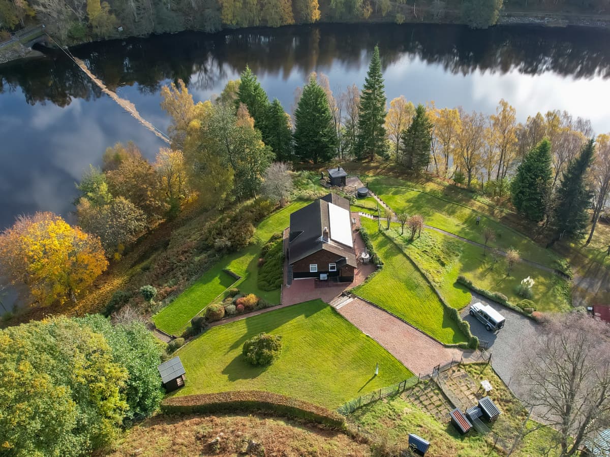 Clunie Dam Lodge - Holiday lodge in Central Scotland - Image 1