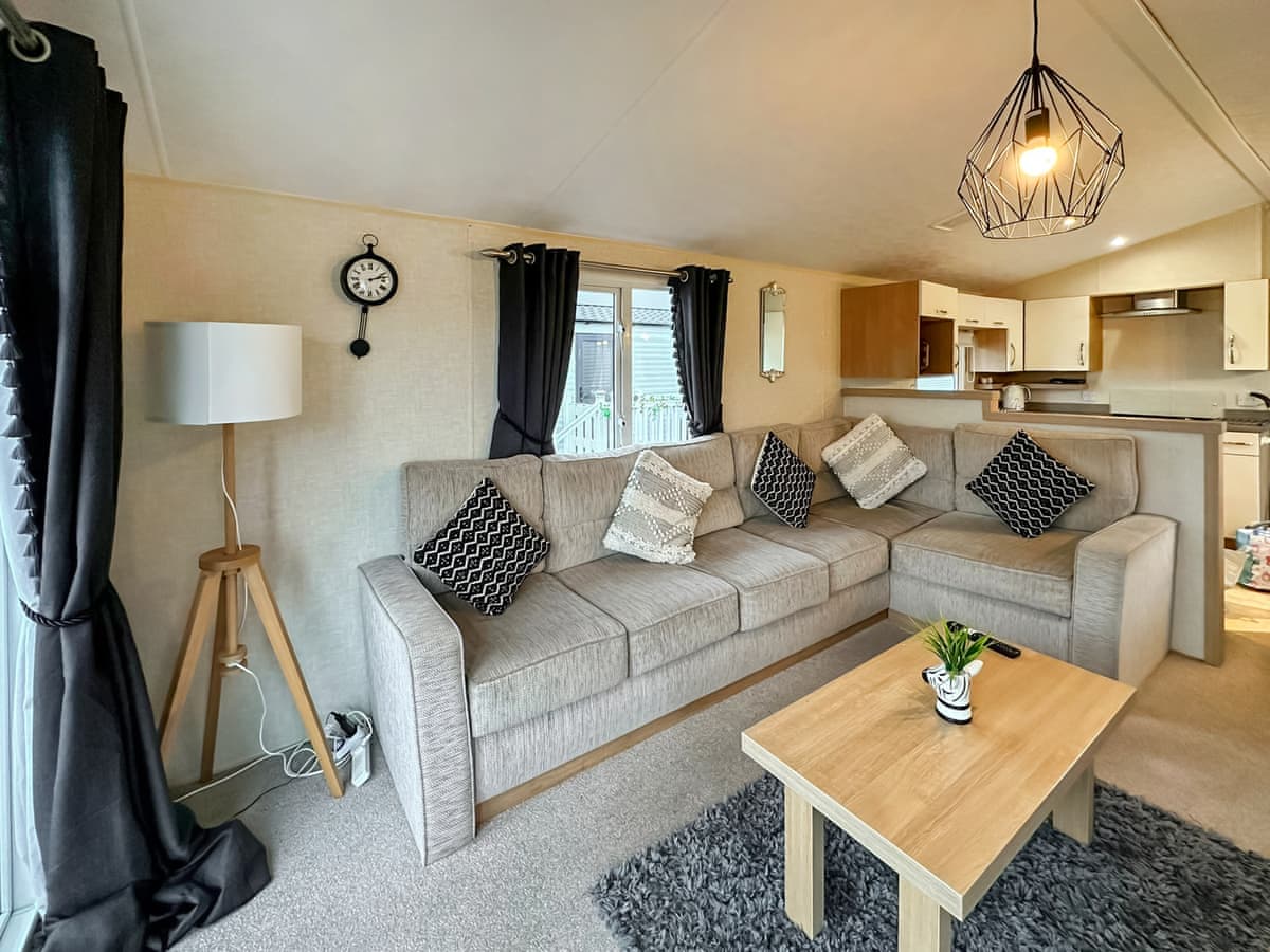 Holly's Lodge - Holiday Lodge in North Wales - Image 3