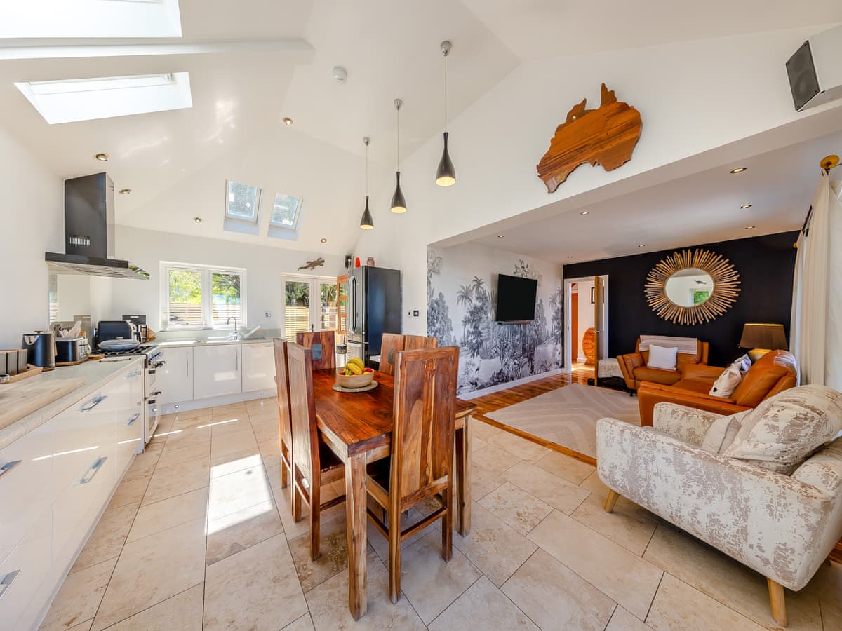 Baobab Lodge - Holiday lodge in North Wales - Image 3