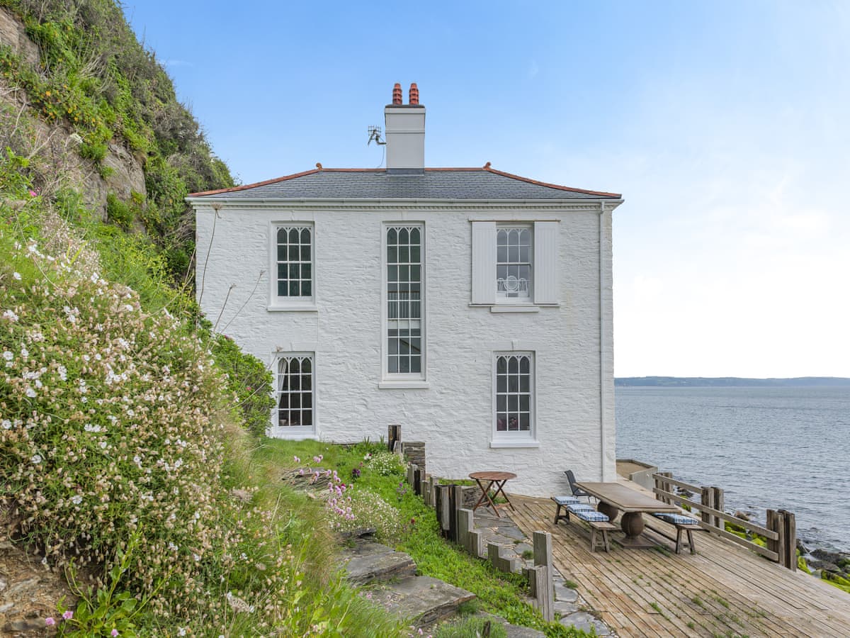 Self-catering cottages in Hallsands and Beesands