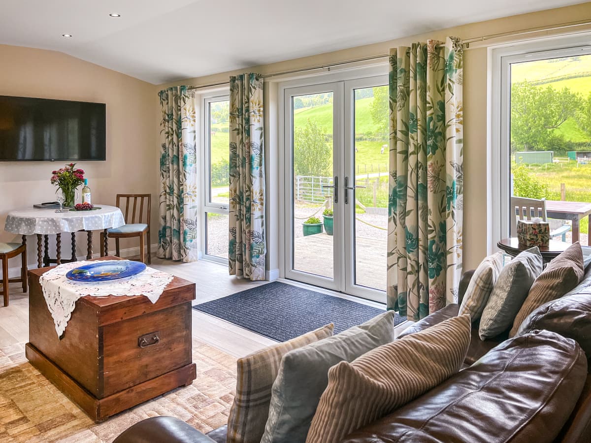 Alderneuk Lodges - Ridge View Lodge - Holiday lodge in Southern Scotland - Image 3