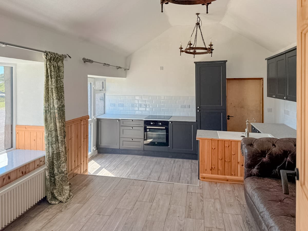 Post Office Lodge - Image 5