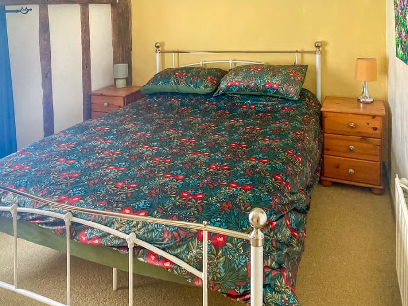 Double bedroom | Sunny Meadow Cottage, Sudbury