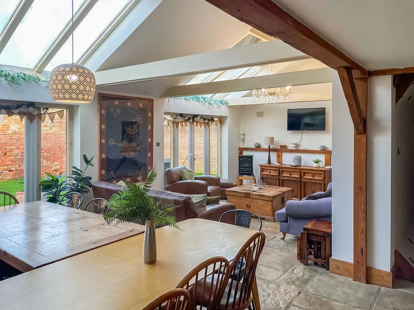 Open plan living space | Hobland Barn, Bradwell, near Gorleston