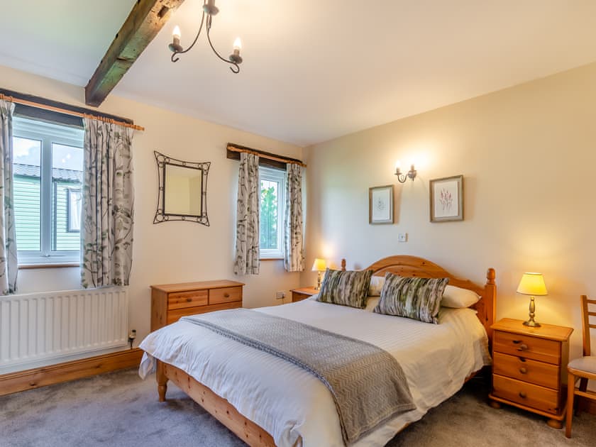Double bedroom | Milking Parlour - Dickinson Place Holiday Cottages, Allonby