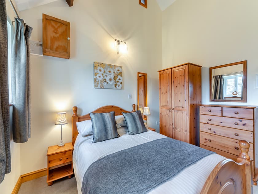 Double bedroom | Eight Byre - Dickinson Place Holiday Cottages, Allonby