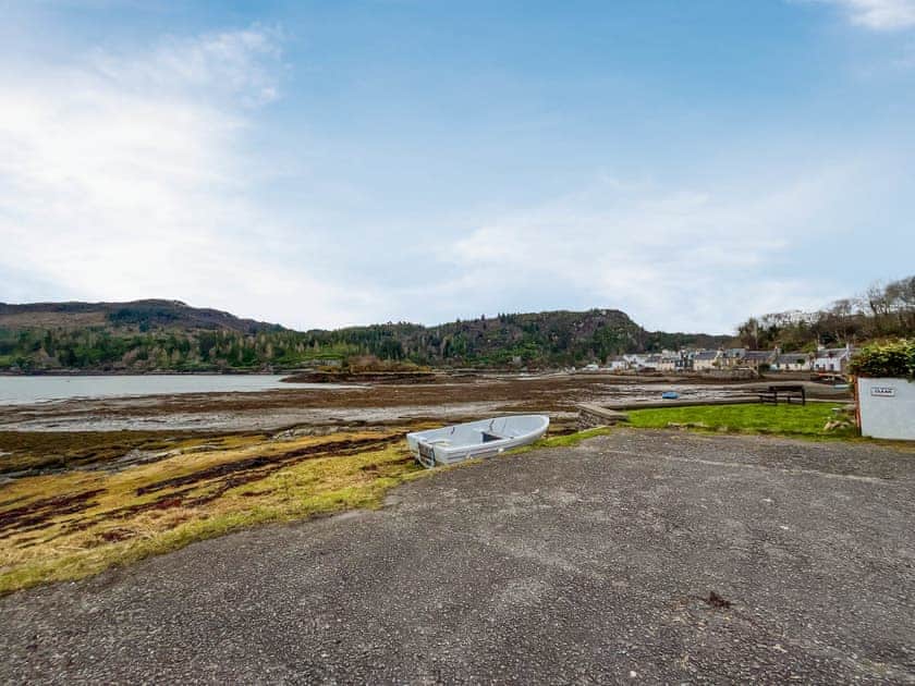 Surrounding area | Faodail, Plockton