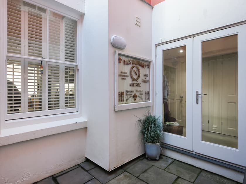 Exterior | Westhaven Five, Aberdyfi