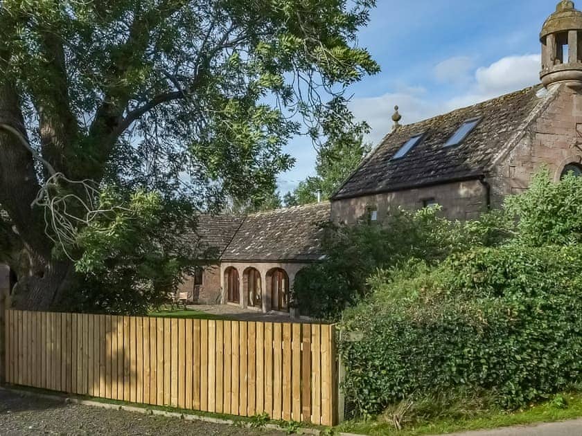 Exterior | Farmtoun Cottage, Forfar