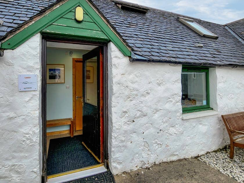 Exterior | Canisp Studio Apartment - Inchnadamph Lodge Properties, Inchnadamph, near Lochinver