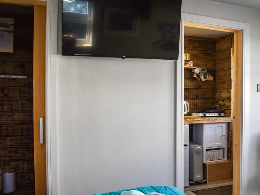Double bedroom | Rosebud Beach Hut, Otterham, near Boscastle