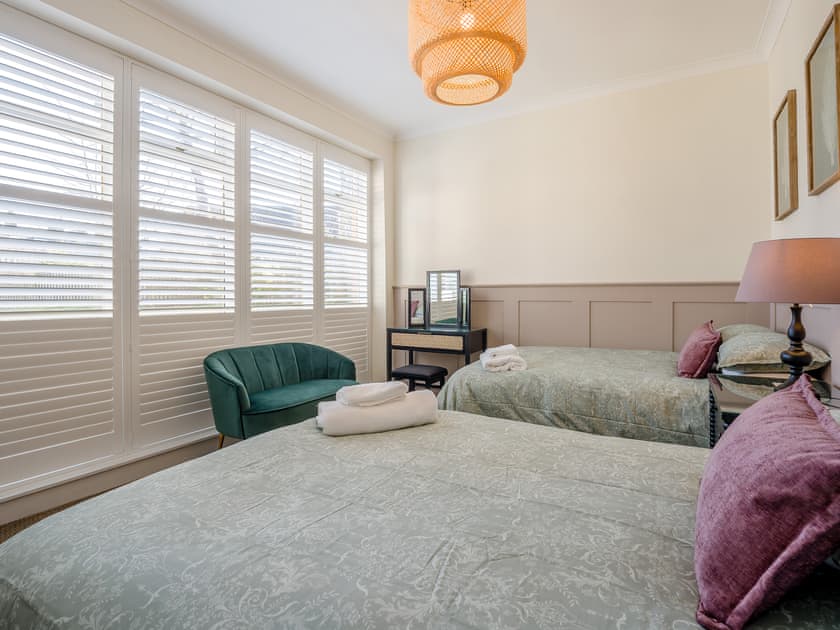 Twin bedroom | Piersland Mews, Troon