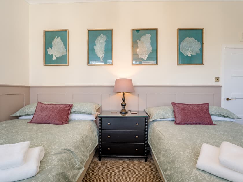 Twin bedroom | Piersland Mews, Troon