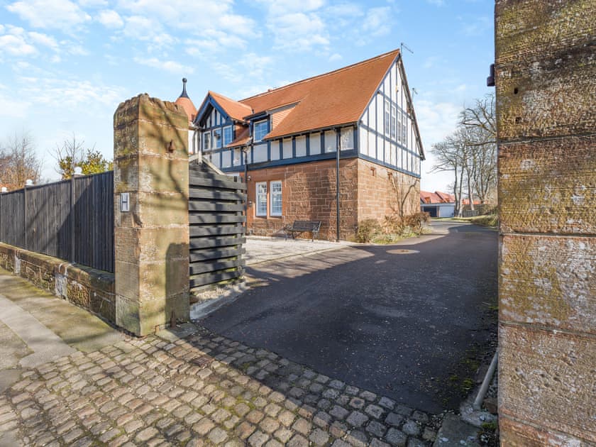 Exterior | Piersland Mews, Troon
