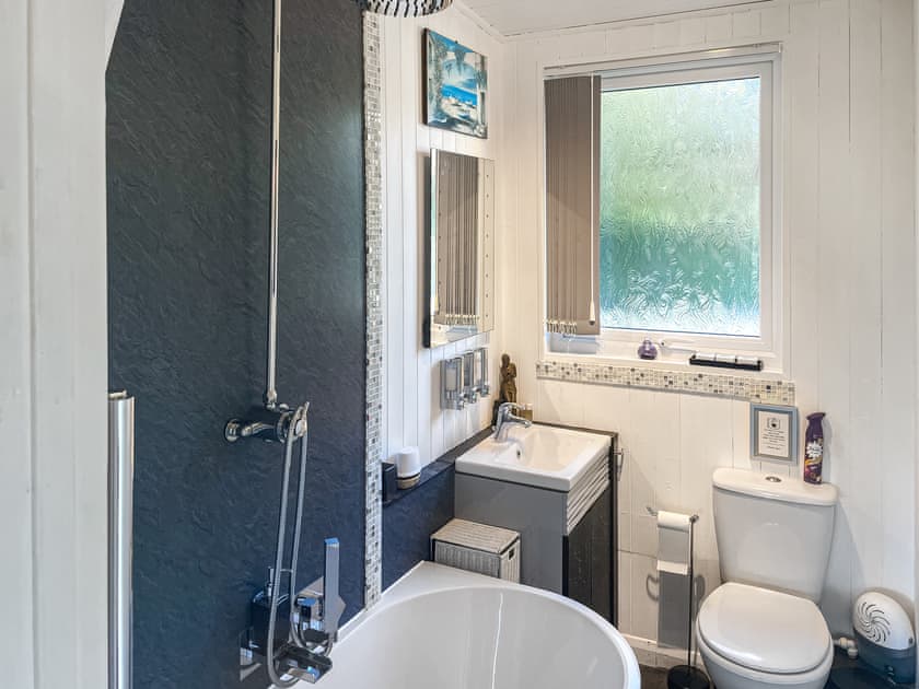 Bathroom | Valley View Lodge, Bideford