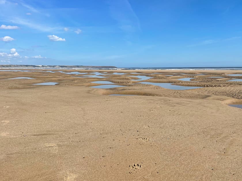 Filey | Sunrise Cove, Filey