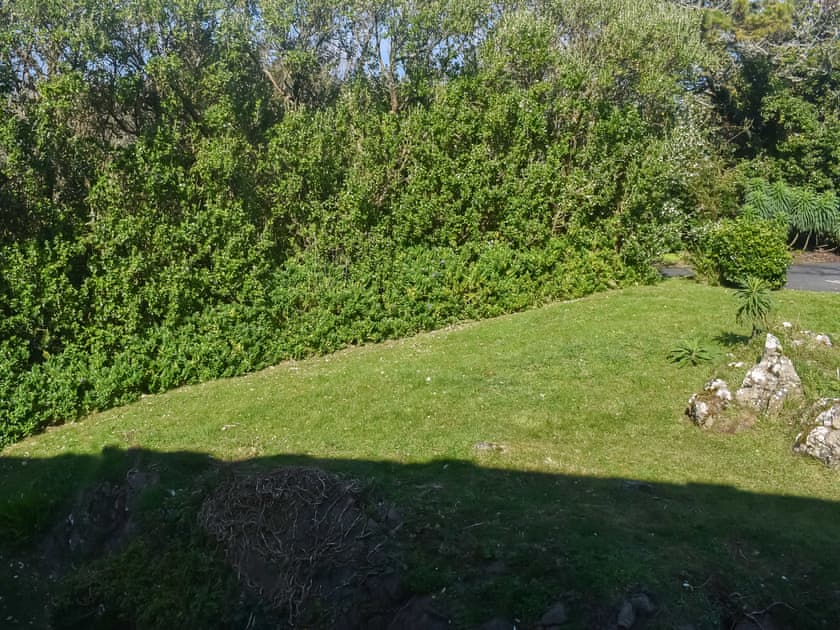 Garden | Headland Cottages, Coverack