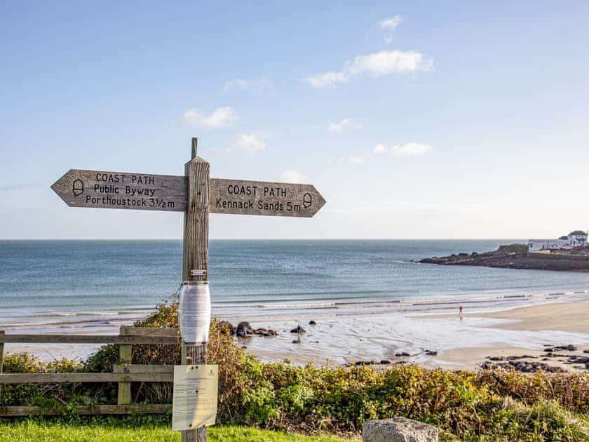 Surrounding area | Headland Cottages, Coverack