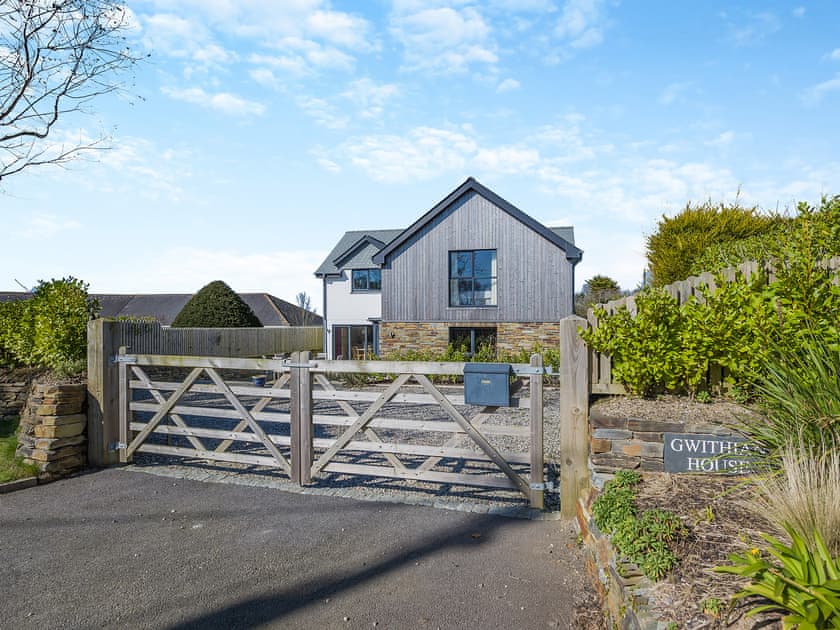 Exterior | Gwithian House, Pendoggett, near Port Isaac 