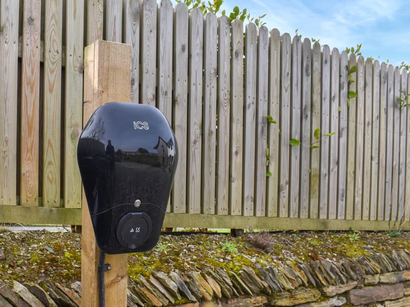 Parking | Gwithian House, Pendoggett, near Port Isaac 