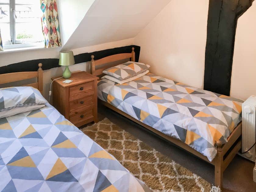 Twin bedroom | The Cottage, Weobley, Herefordshire