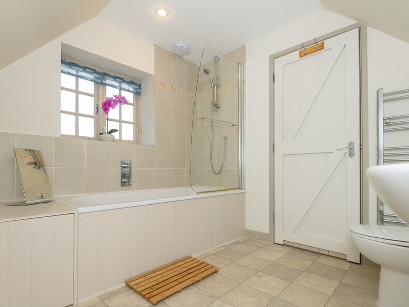 Bathroom | Brookpit Cottage, Climping, near Littlehampton