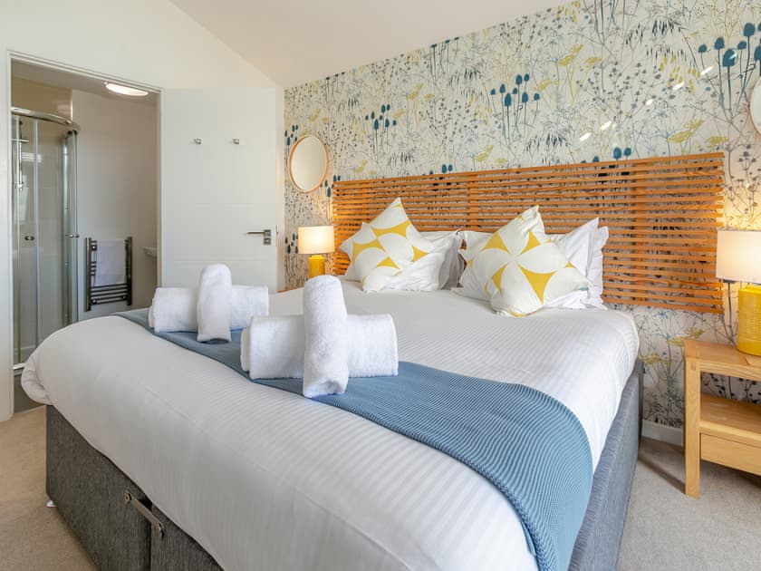 Double bedroom | Lodge 65 Una - St Ives Resort, Carbis Bay, near St Ives