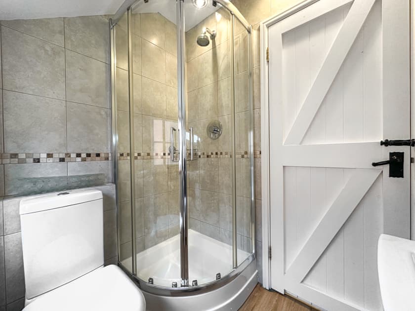 Bathroom | Poona Cottage, Cadnam, near Southampton