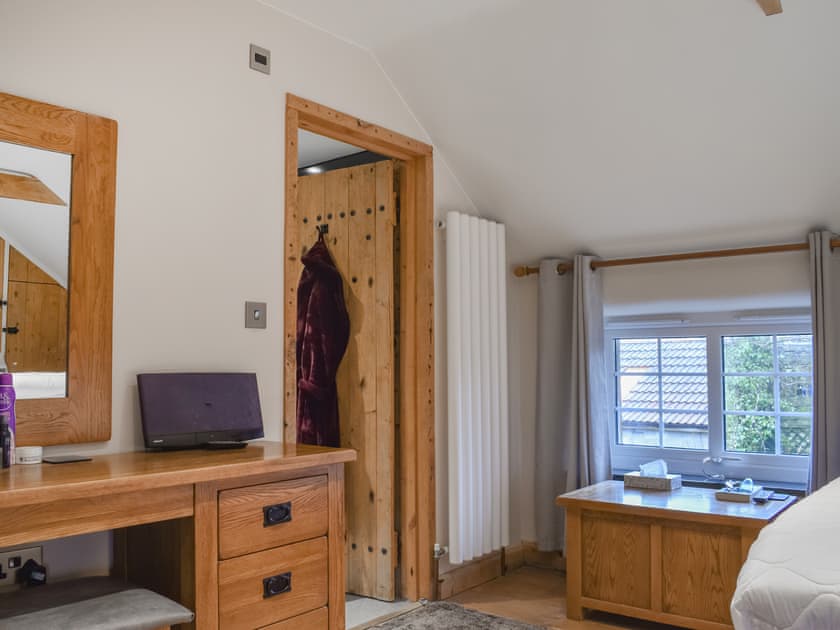 Double bedroom | Honeysuckle Cottage, High Bickington