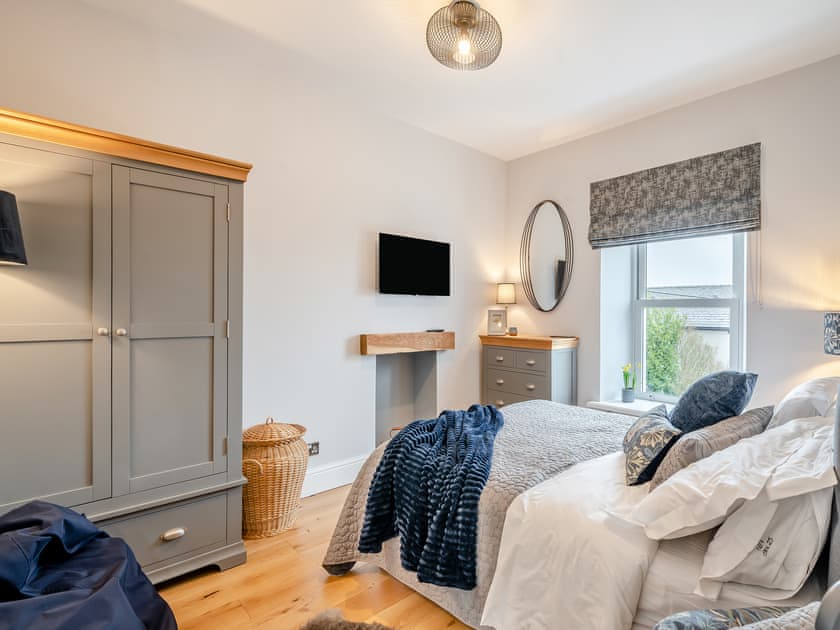 King bedroom | Number Seven, Bentham, near Ingleton
