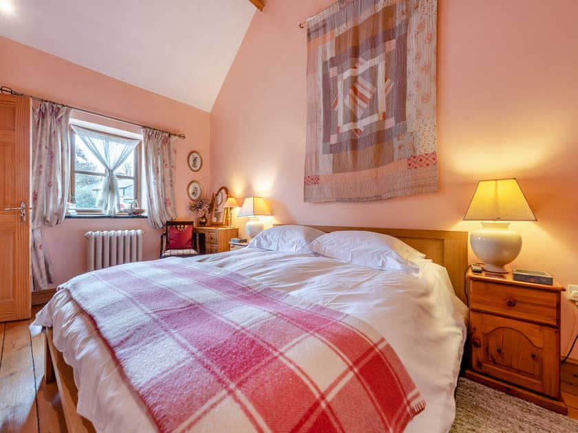 Double bedroom | Y Cartws, Llanwenog, near Llanybydder